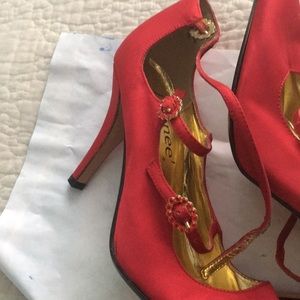 Shoes red New!!!!